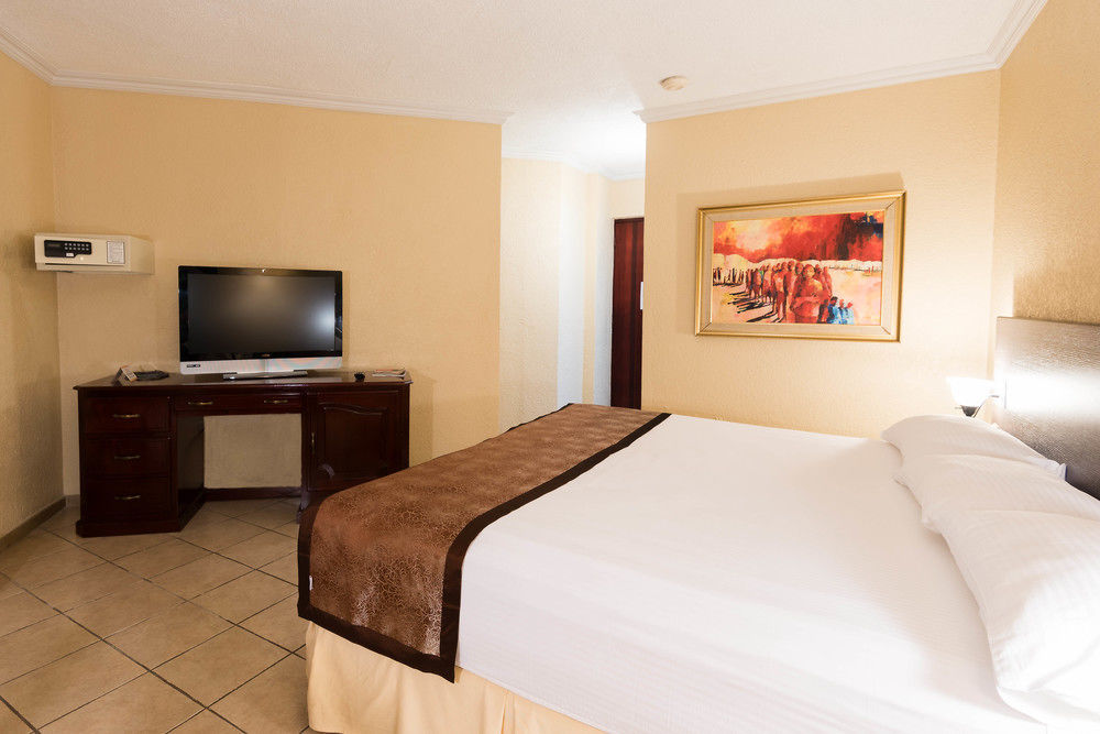 Copantl Hotel & Convention Center Сан Педро Сула Екстериор снимка