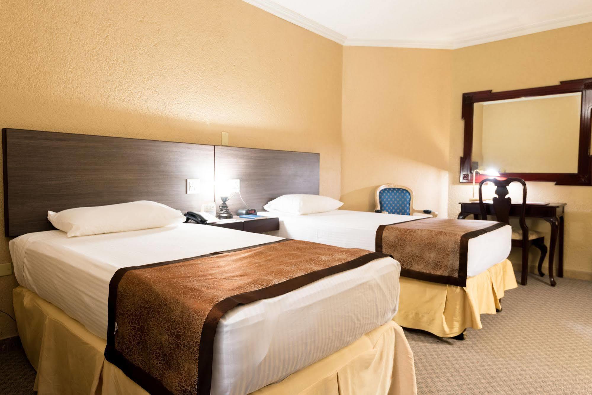 Copantl Hotel & Convention Center Сан Педро Сула Екстериор снимка