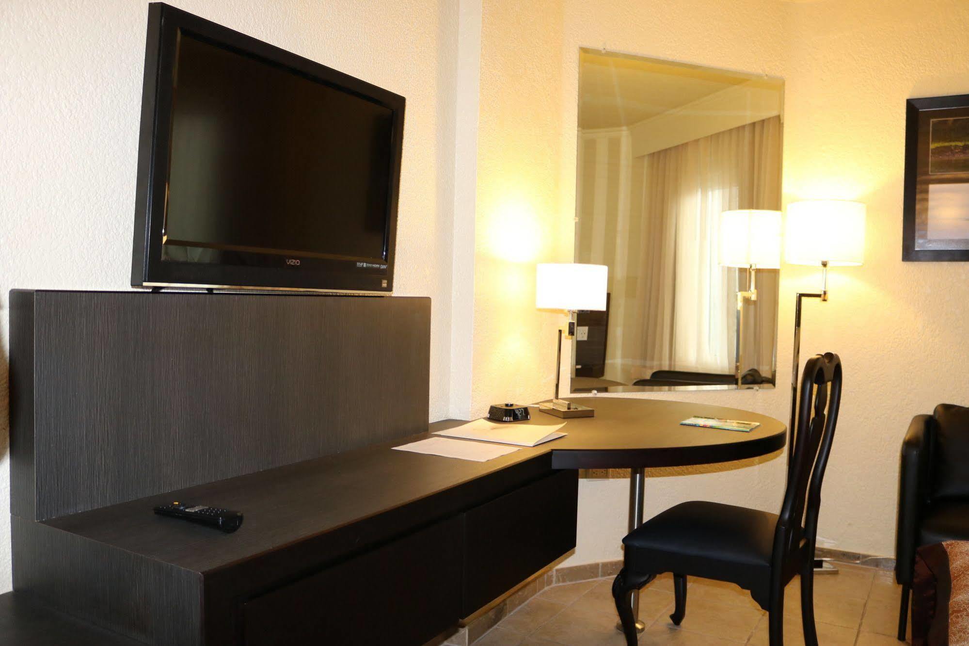 Copantl Hotel & Convention Center Сан Педро Сула Екстериор снимка