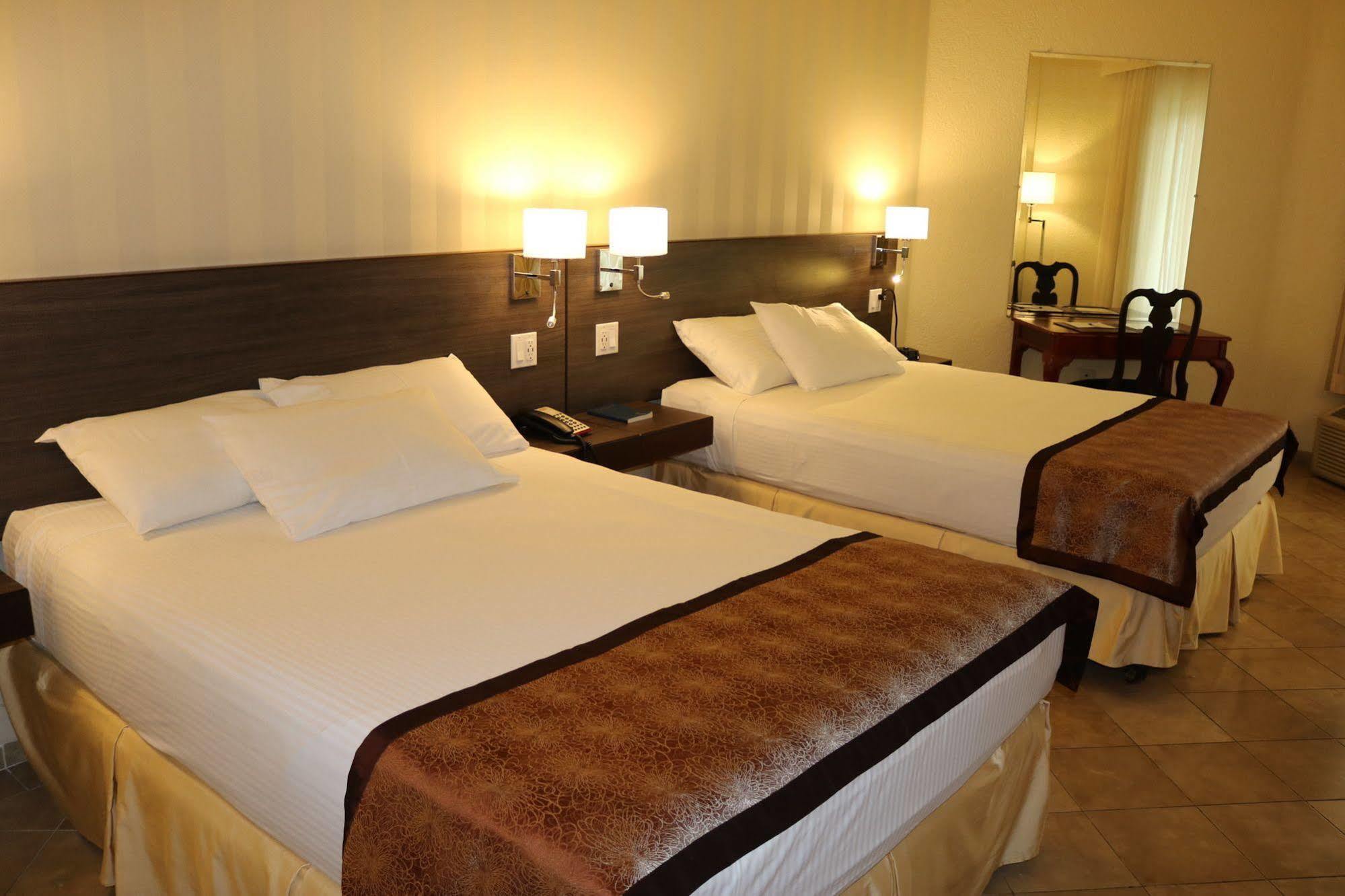 Copantl Hotel & Convention Center Сан Педро Сула Екстериор снимка