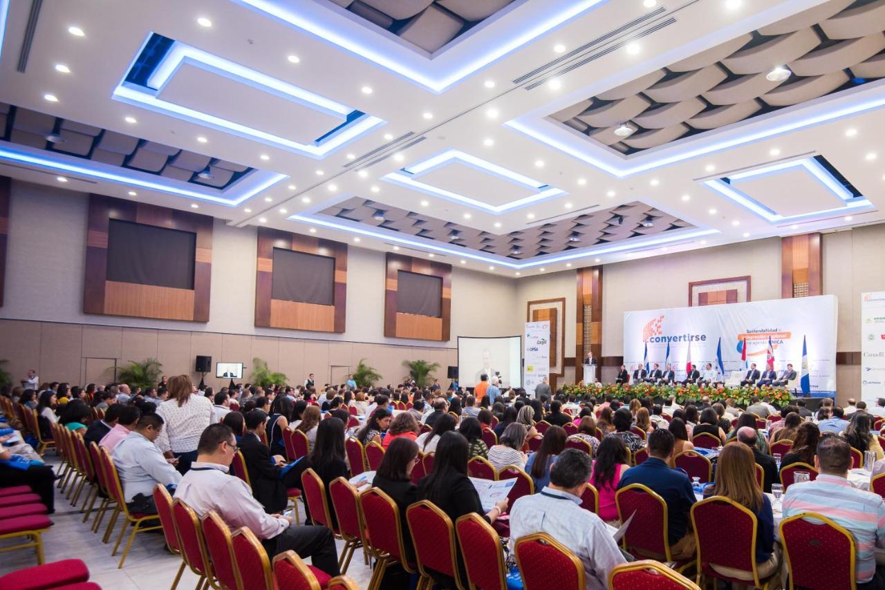 Copantl Hotel & Convention Center Сан Педро Сула Екстериор снимка